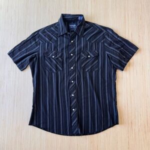 Wrangler Pearl-Snap Button Up Shirt